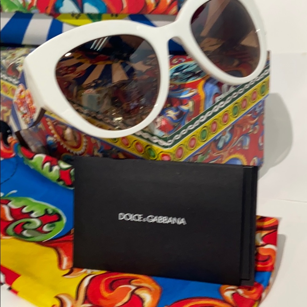 D&G sunglasses wood white